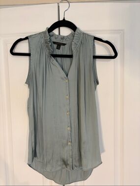 Banana Republic Sleeveless Blouse